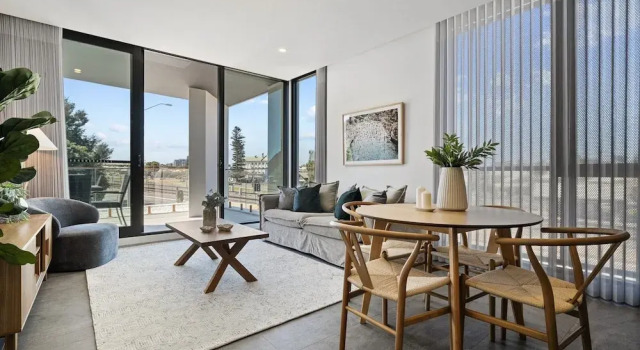 Spacious 2-bed Apartment With Rooftop Views, Book Apartment Perth CBD Perth