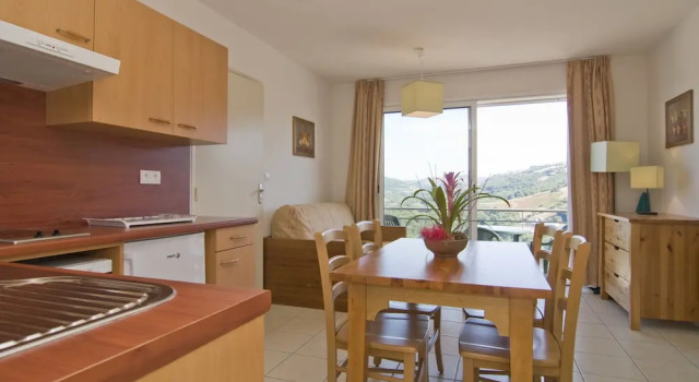 Апартаменты Standard с 2 комнатами с балконом Madame Vacances Residence La Marquisié