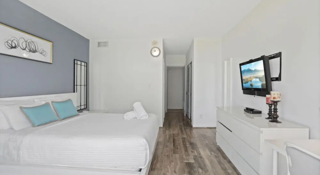 Amazing Condo 3 min to the Beach