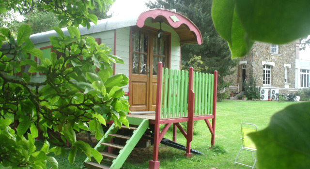 Roulotte la Verdine, Book Hotel Dury Aisne