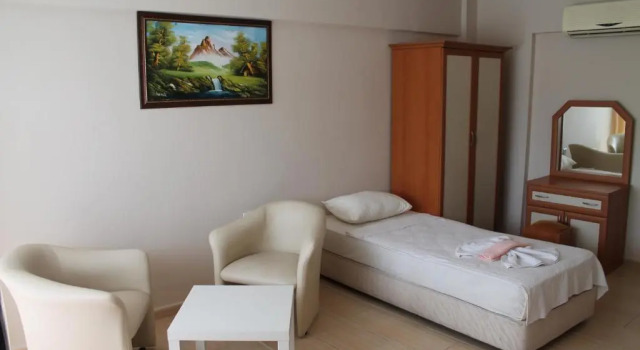 Трёхместный номер Standard Altinyaz Hotel