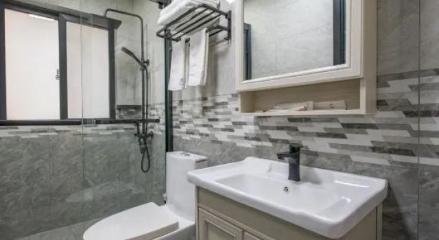 Кровать в общем номере Anji Huifengge · Family-Friendly Vacation Home with Pool, Stream Access, and Mountain Views