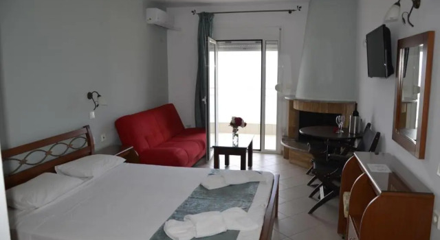 Семейный номер Standard с видом на море Kiwi Hotel