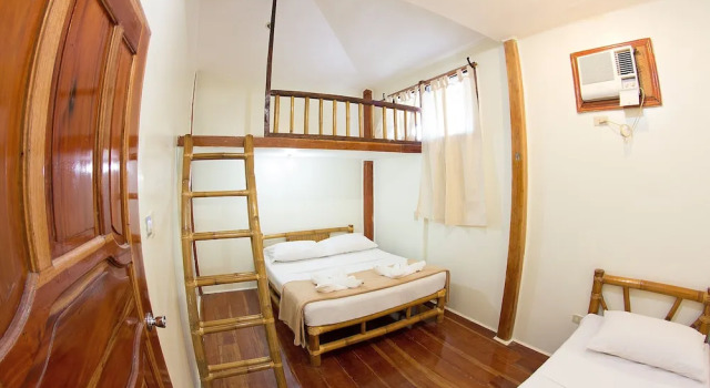Люкс с 2 комнатами с балконом The Rose Pike at Boracay
