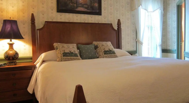 Номер Superior Strasburg Village Inn