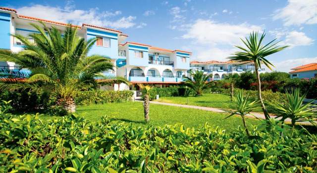 Sonia Village Hotel, Забронировать Отель Геракини 