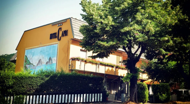 Hotel Capri, Book Hotel Hoteller i Fiuggi med pool, Swimmingpool