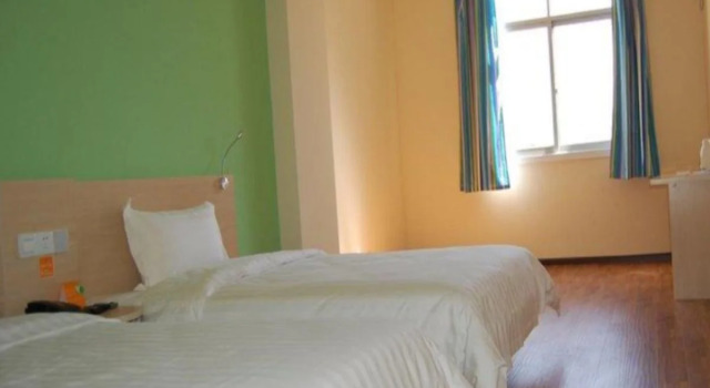 7 Days Premium Hotel (Dali Erhai High-speed Railway Station)