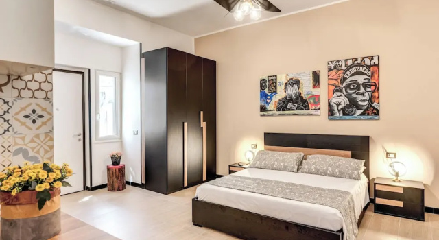 Номер Standard The Quarters Naples Apartment