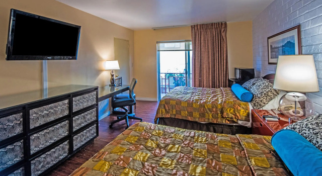 Двухместный номер Deluxe Hollywood Downtowner Inn