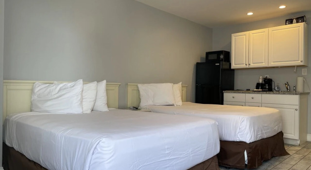 Rio Motel and Suites