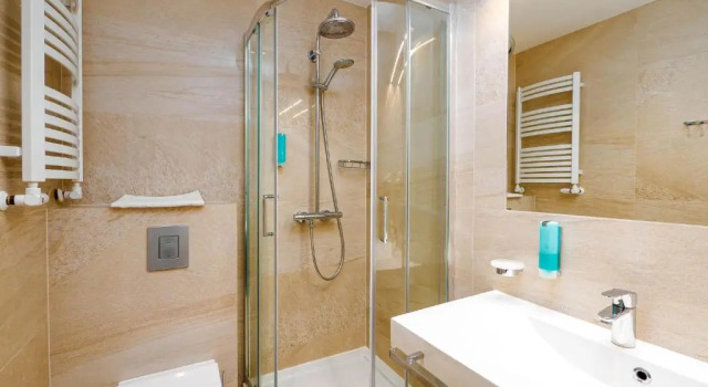 Двухместный номер Deluxe с видом на город Hotel White