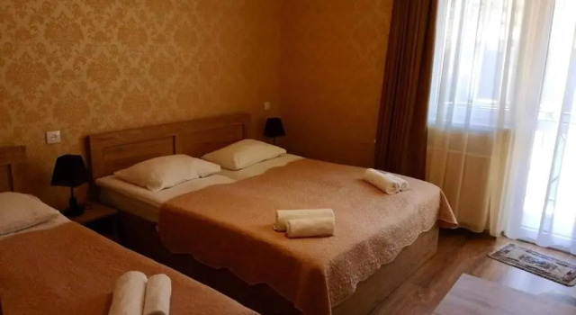Трёхместный номер Standard с видом на горы Отель Kazbegi Inn