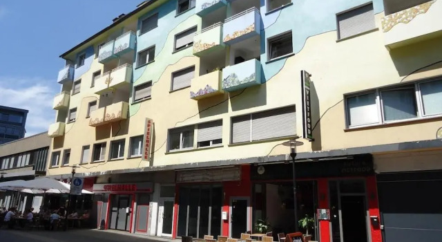 Big Apartments