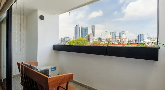 w Stylish Loft w/ Balcony in Colima