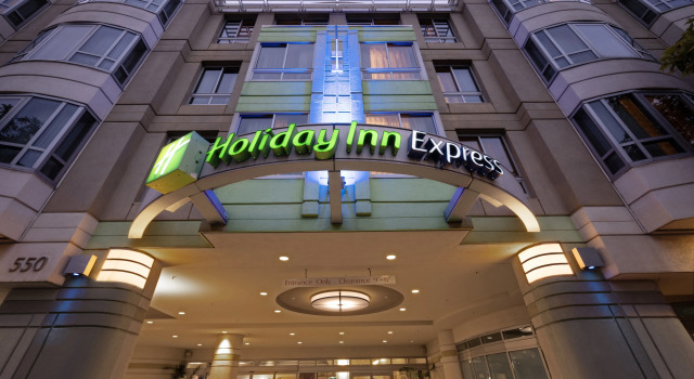 Holiday Inn Express Hotel & Suites Fishermans Wharf by IHG, Забронировать Отель Отели Сан-Франциско 3 звезды, рядом с Торговый центр Пьер 39, 3*