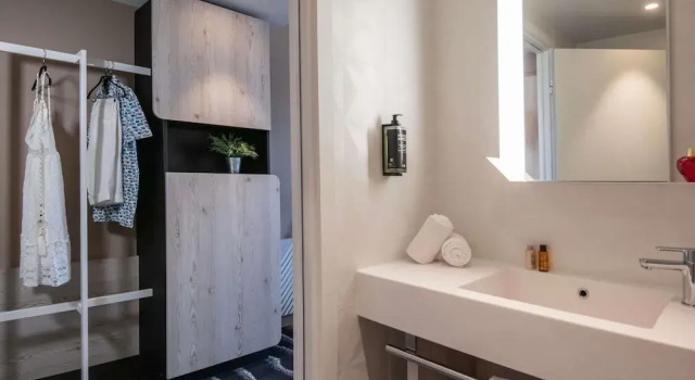 Двухместный номер Premium с балконом и с видом на море ibis Styles Porto Vecchio