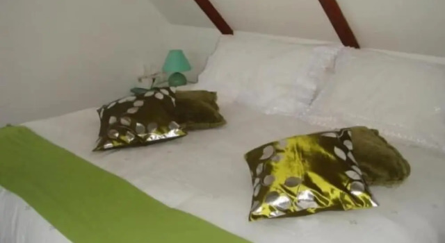 B&B Ty Gwennili, Rezerwuj Bed and Breakfast Hotele w Côtes-d'Armor z parkingiem, Parking