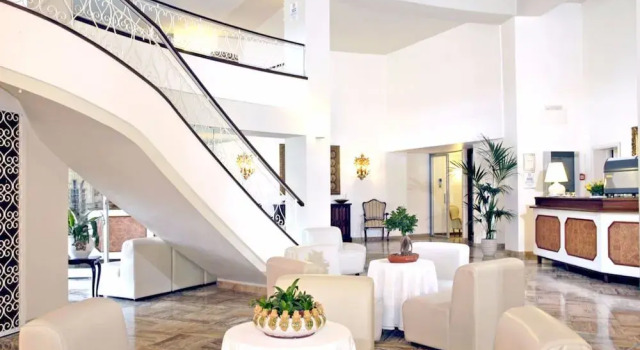 Hotel Palace