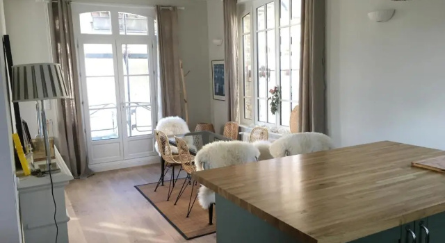 Вилла Historic "Touquettoise" villa, located in heart of the village, 100m from the beach, with sunny terrace and private garden