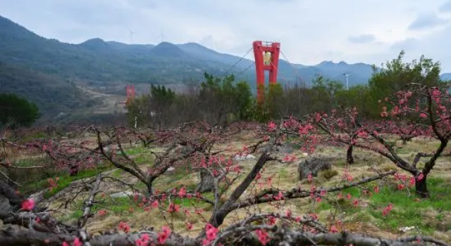 Qingyuan Lianzhou Longtan Ecological Resort Area, Rezerwuj Ośrodek wypoczynkowy Hotele resortowe w Guangdong, Ośrodek wypoczynkowy