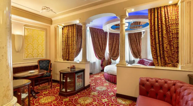 Люкс Dream Hotel