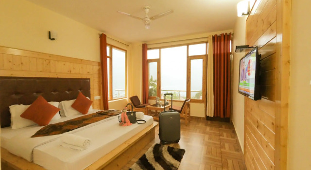 AmNeu Forest View Retreat, Забронировать Отель Отели Манали с парковкой, Парковка