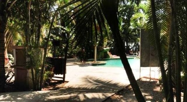 Santascabinas, Rezerwuj Hotel Hotele w Puntarenas z basenem, Basen