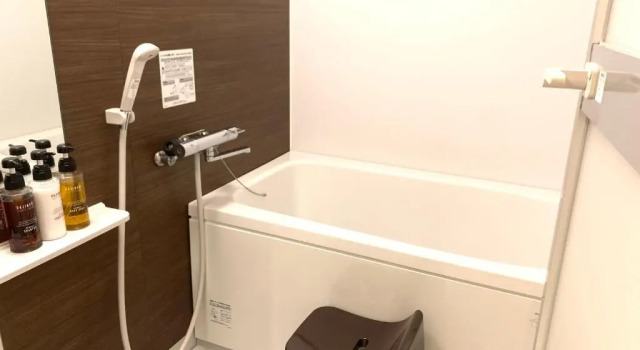 Четырёхместный номер Standard Osaka Riverside Hotel