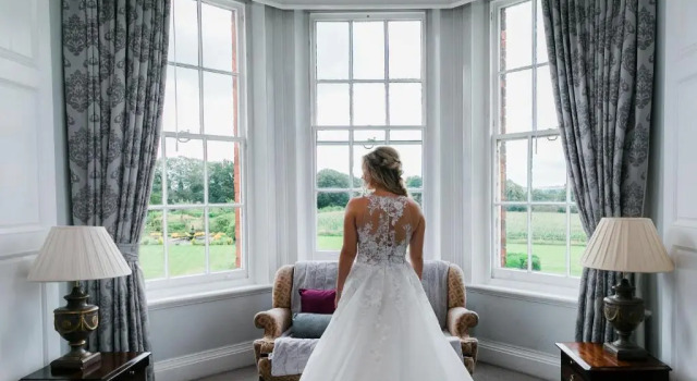 Полулюкс Dovecliff Hall Hotel