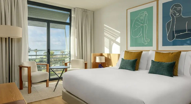 Двухместный номер Premium с видом на море Отель AC Gavà Mar Airport by Marriott