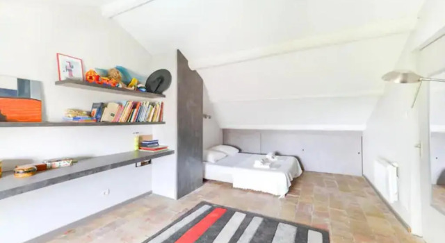 Вилла MAGNIFIQUE VILLA À 10 MINUTES À PIED DU CENTRE-VILLE D'AVIGNON WiFI GRATUIT