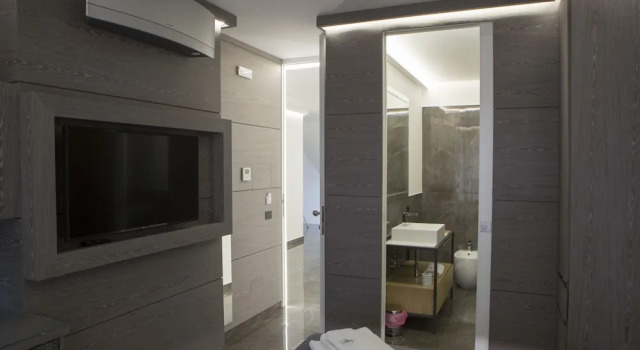 Superior Dvoulůžkový s manželskou postelí pokoj s balkonem a a výhledem na město Upper Rooms