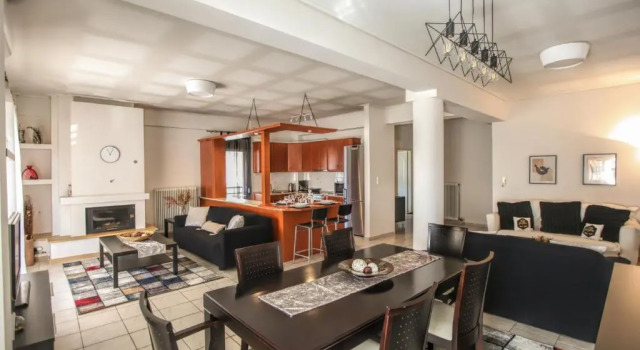 Апартаменты Grand Meteora Central Luxury Apartment