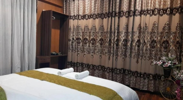 Двухместный номер Standard с балконом Hunza Grand Motel