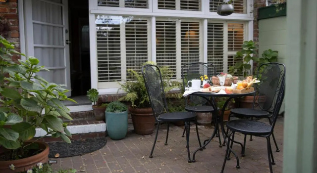 Люкс Carmel Garden Inn