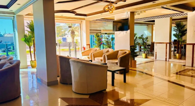 Arabian Palm Hotel
