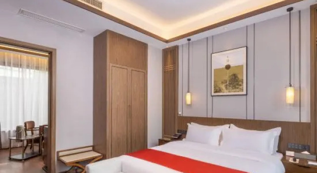 Люкс Deluxe Guangyuan Fengtai International Hotel