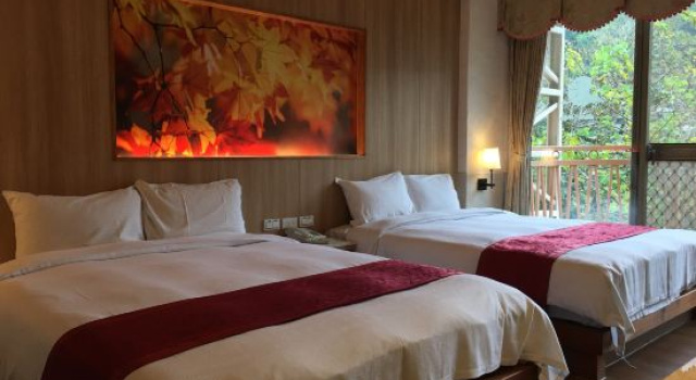 Трёхместный номер Standard Ku Kuan Hotspring Hotel