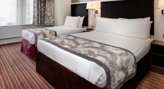 Трёхместный номер Standard Best Western Chiswick Palace & Suites London