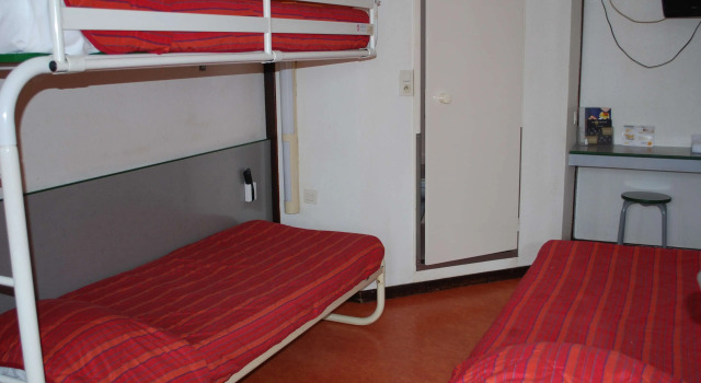 Трёхместный номер Standard Premiere Classe Epinal