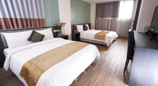 Номер Deluxe Jinbao Hotel