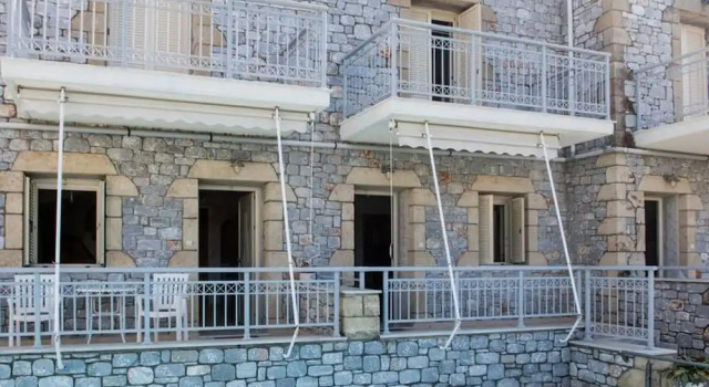 Manoleas Villas - Apartment 2, Забронировать Апартаменты/квартира Отели периферийной единицы Мессения с бассейном, Бассейн