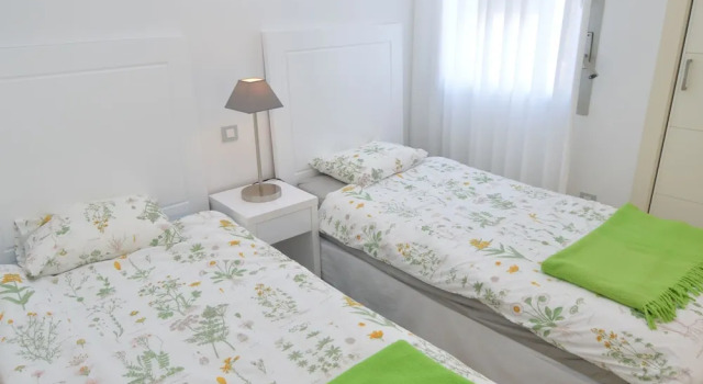 Attractive Apartment in San Miguel de Salinas With Balcony, Забронировать Апартаменты/квартира Сан-Мигель-де-Салинас Коста-Бланка