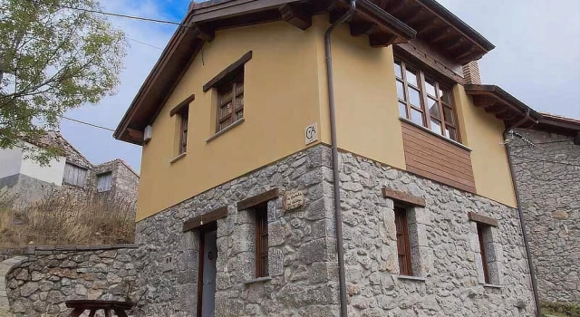 Casa Rural La Cabaña del Valleyu, Prenota Hotel Hotel a Asturie con parcheggio, Parcheggio