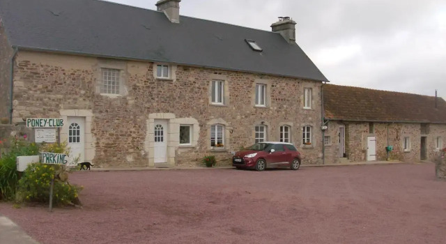 Gite équestre en Normandie Haras de Sainte Colombe, Book Hotel Rauville-la-Place Normandy