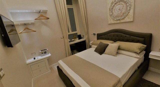 Royal Rooms