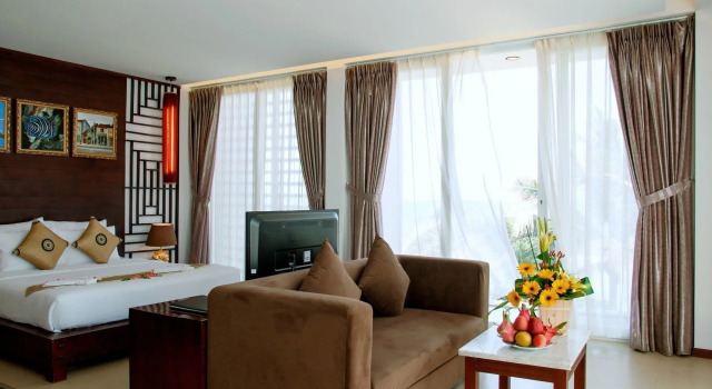 Villa Del Sol Beach resort & Spa