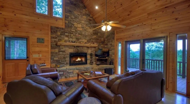 Oakawana Lodge, Varaa Hotelli Blue Ridge Georgia
