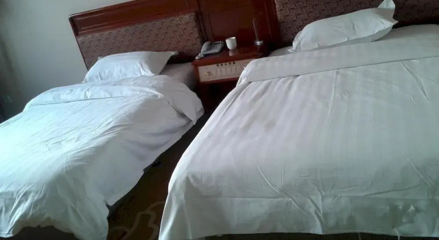 Chengde Bifeng Hotel, Book Hotel Shuangqiao District Chengde